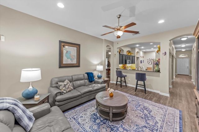 10861 Burnham Drive, Waco, TX 76708