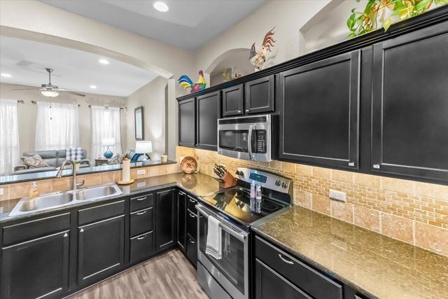 10861 Burnham Drive, Waco, TX 76708