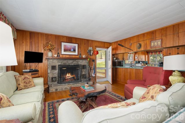 26 Laurel Loop, Maggie Valley, NC 28751