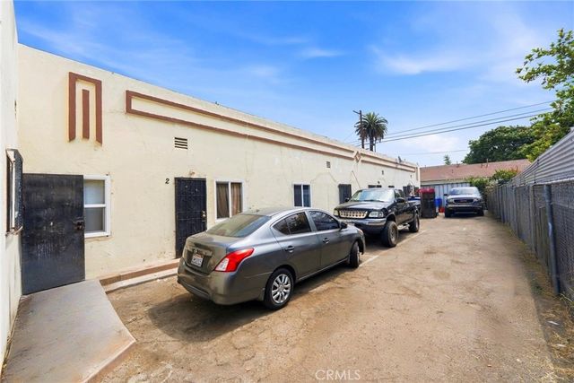 8706 Avalon, Los Angeles, CA 90003