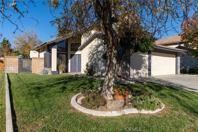 2323 Golden, Lancaster, CA 93536