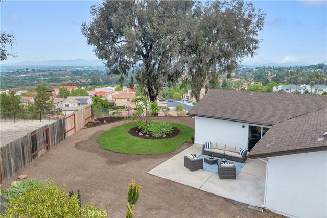 1768 Henderson Court, Vista, CA 92083