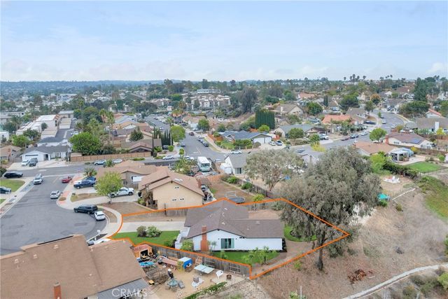 1768 Henderson Court, Vista, CA 92083