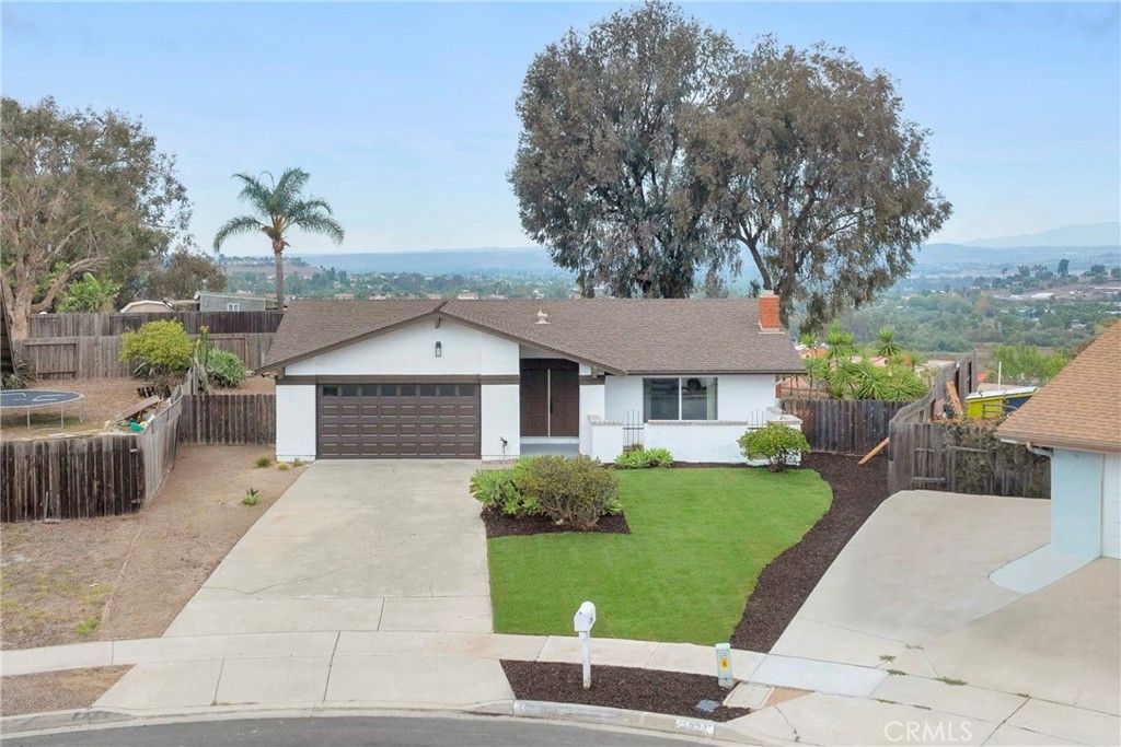 Image 1 of property listing at 1768 Henderson Court, Vista, CA 92083