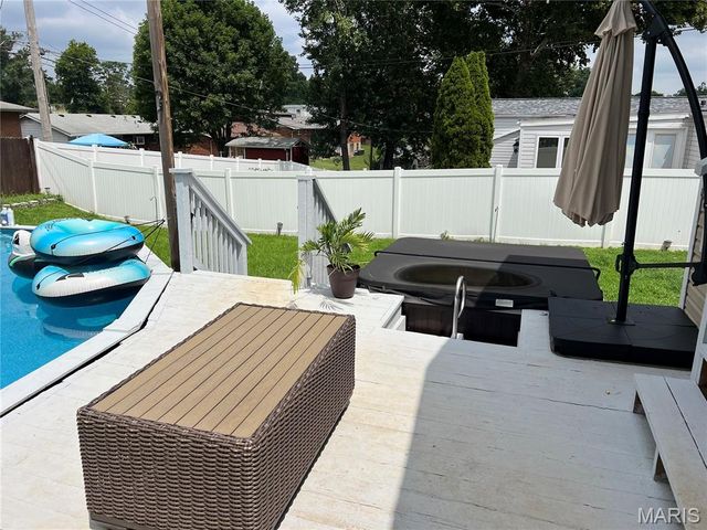 10933 Arctic Drive, Affton, MO 63123