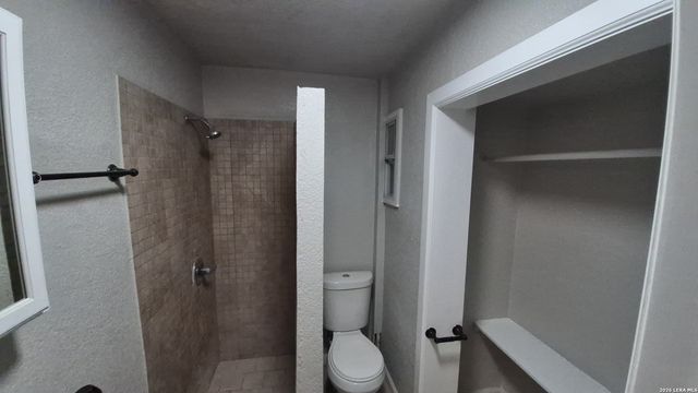 115 Caldwell St Apt 6, San Antonio, TX 78223