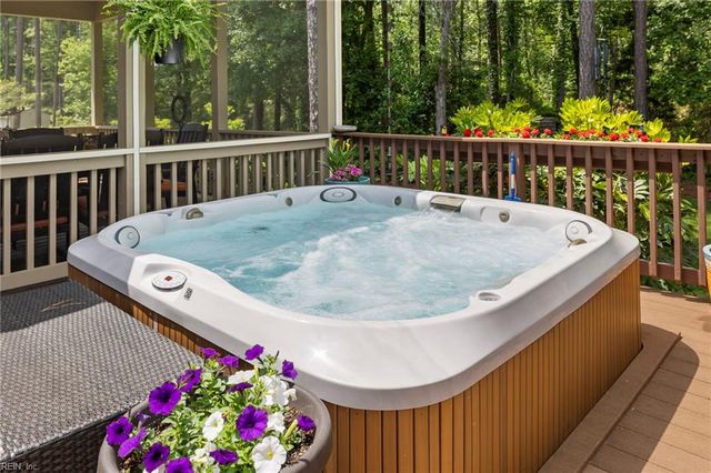 110 Tidal Island WAY, Chesapeake, VA 23320