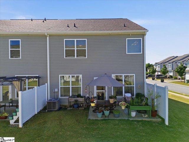 582 Yellow Fox Road, Greer, SC 29650