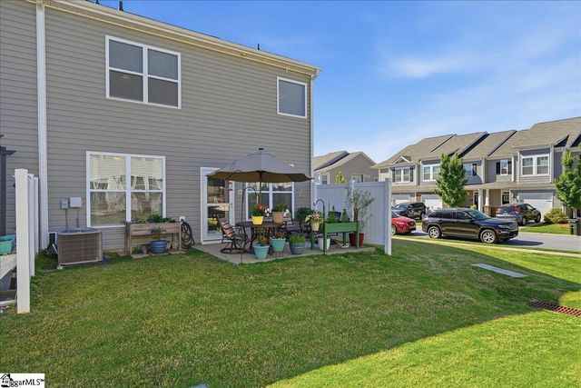 582 Yellow Fox Road, Greer, SC 29650