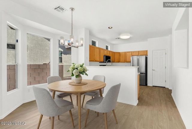 7700 W Wildflower Crest Way, Tucson, AZ 85743