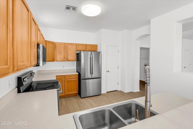 7700 W Wildflower Crest Way, Tucson, AZ 85743