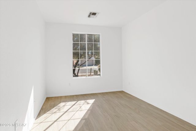 7700 W Wildflower Crest Way, Tucson, AZ 85743