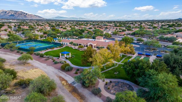 7700 W Wildflower Crest Way, Tucson, AZ 85743