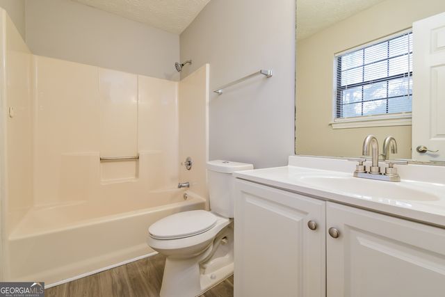 300 Renee Dawn Court, Riverdale, GA 30296