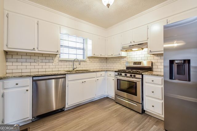 300 Renee Dawn Court, Riverdale, GA 30296