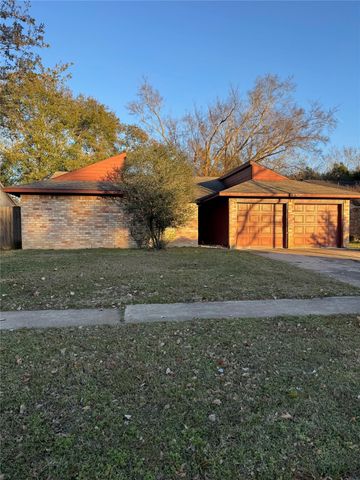 4934 Pine Cliff Drive, Houston, TX 77084