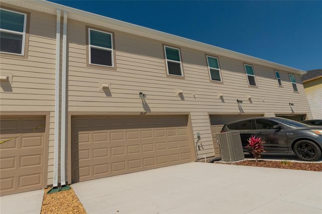 2037 CALM SOUL WAY, Kissimmee, FL 34744
