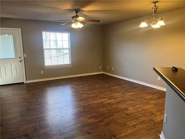 2442 Rill Street, Rogers, AR 72756