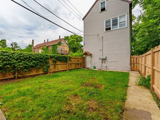 5114 S Justine Street, Chicago, IL 60609
