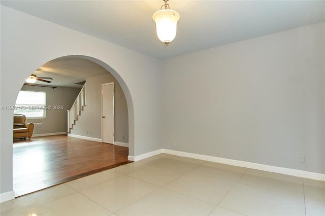 25 NE 12th St, Fort Lauderdale, FL 33304