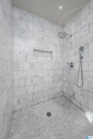 5 RIDGE DRIVE, Mountain Brook, AL 35213