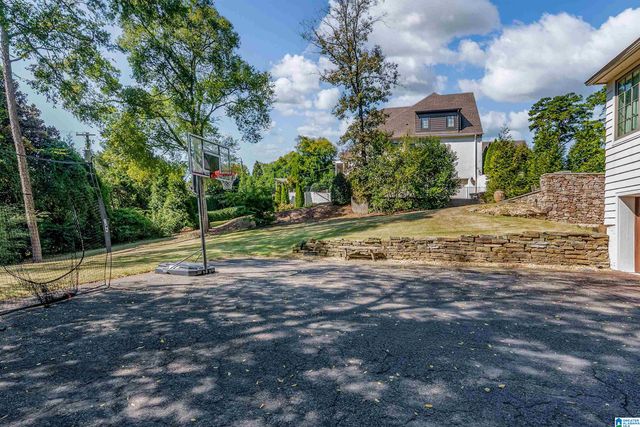 5 RIDGE DRIVE, Mountain Brook, AL 35213