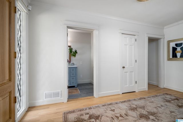 5 RIDGE DRIVE, Mountain Brook, AL 35213