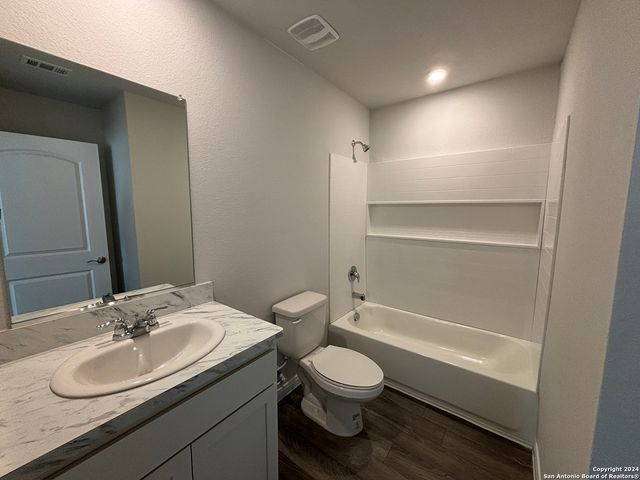 2242 Dry Moss Way, San Antonio, TX 78224