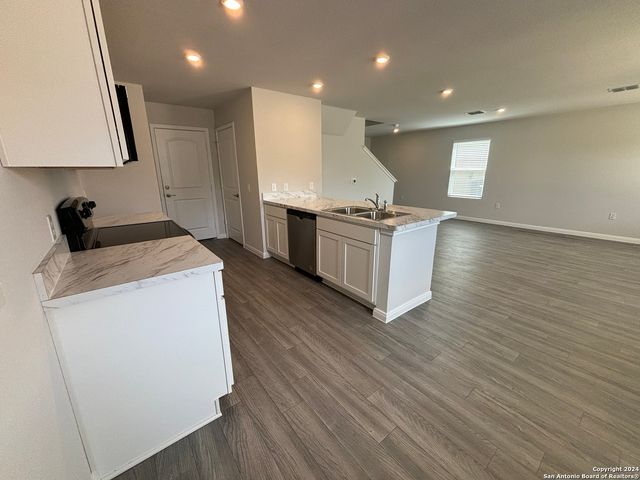 2242 Dry Moss Way, San Antonio, TX 78224