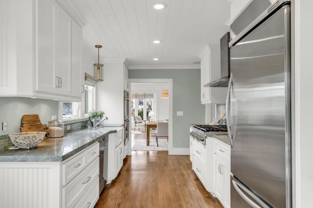 950 Scott St, Oakland, CA 94610