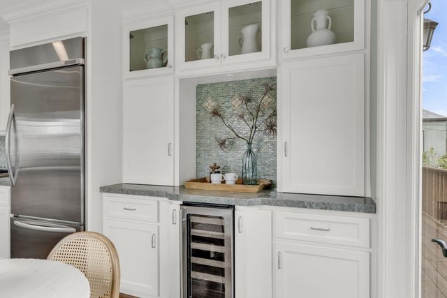 950 Scott St, Oakland, CA 94610