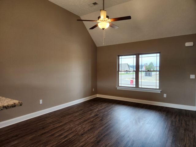 3005 Upstream Road, Christiana, TN 37037