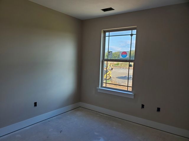 3005 Upstream Road, Christiana, TN 37037
