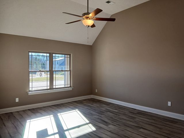 3005 Upstream Road, Christiana, TN 37037
