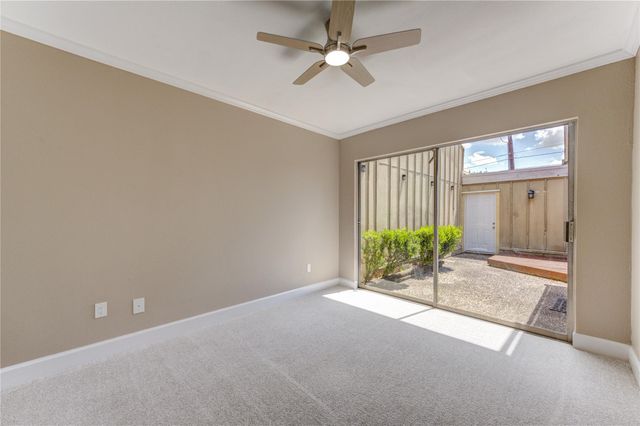 6102 W Airport Boulevard 18, Houston, TX 77035