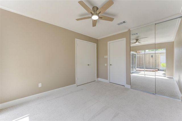 6102 W Airport Boulevard 18, Houston, TX 77035