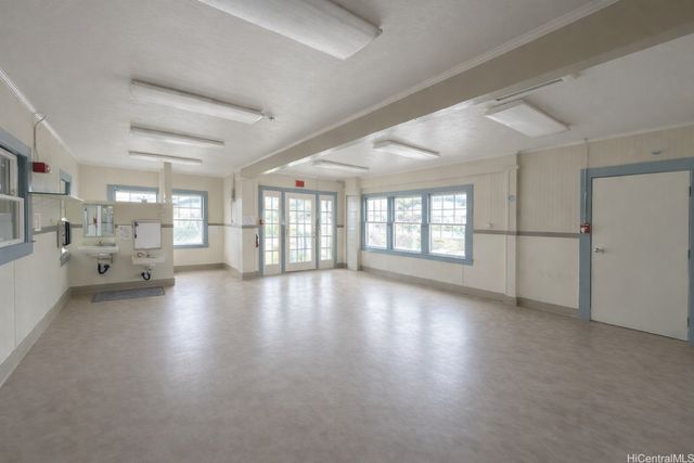3513 Harding Avenue, Honolulu, HI 96816