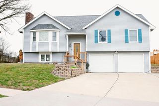 7620 86th Street, Kansas City, MO 64153