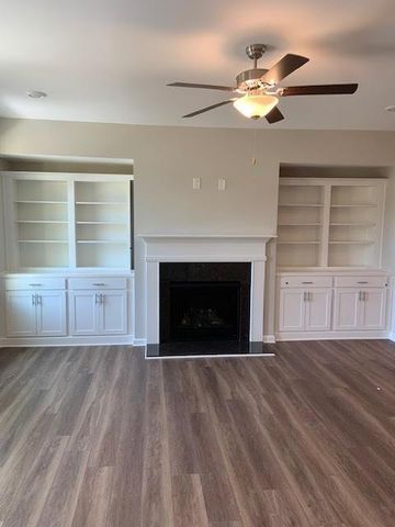 4225 Essex Pond Way, Cumming, GA 30040