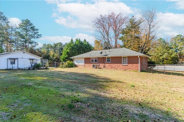 2496 Lenora Church Road, Snellville, GA 30078