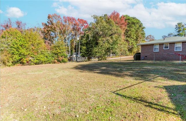 2496 Lenora Church Road, Snellville, GA 30078