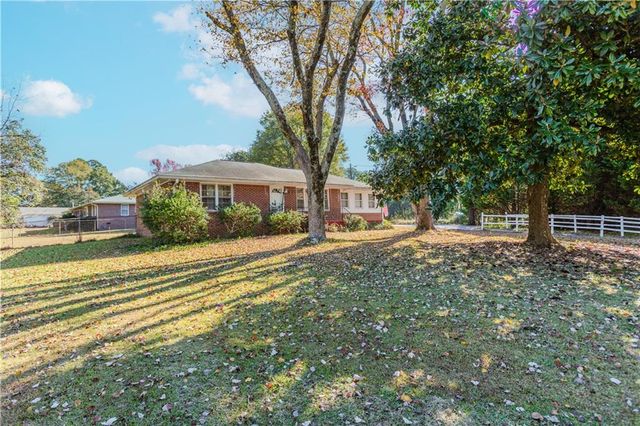 2496 Lenora Church Road, Snellville, GA 30078