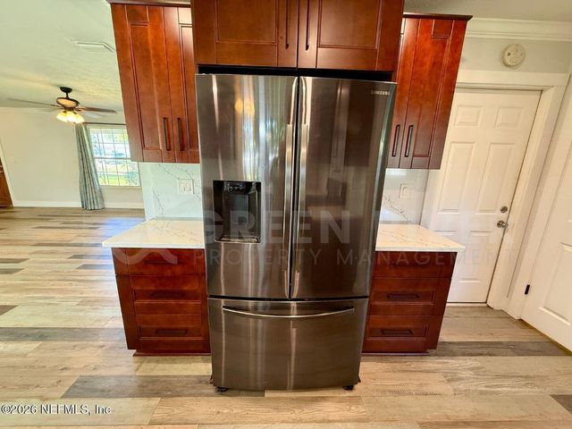 2 FAIRWAY Road, Jacksonville Beach, FL 32250