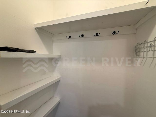 2 FAIRWAY Road, Jacksonville Beach, FL 32250