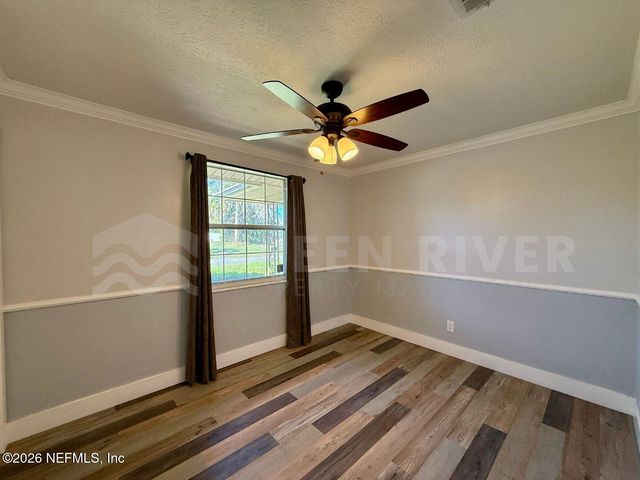 2 FAIRWAY Road, Jacksonville Beach, FL 32250