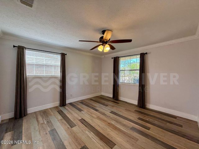 2 FAIRWAY Road, Jacksonville Beach, FL 32250