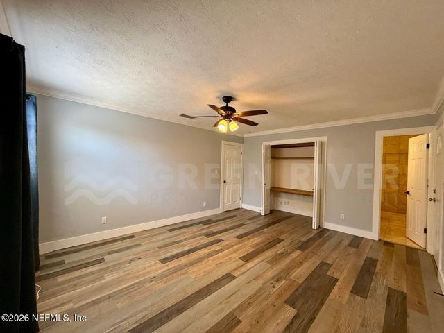 2 FAIRWAY Road, Jacksonville Beach, FL 32250