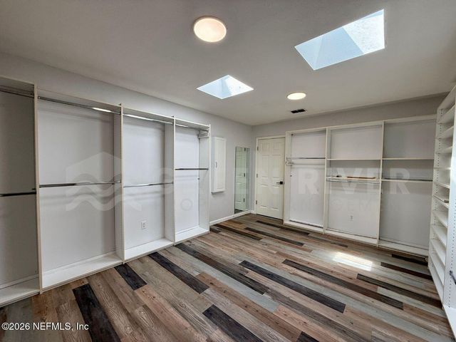 2 FAIRWAY Road, Jacksonville Beach, FL 32250