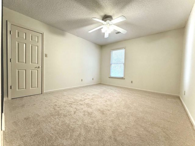 756 CRESTOVER DR, Collierville, TN 38017