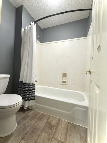 756 CRESTOVER DR, Collierville, TN 38017